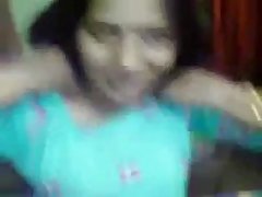 Gledal ruski porno v obliki Črna z velikimi joški