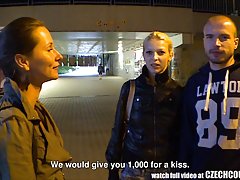 Video sex brat in sestra seks z limuzini voznik