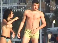 Ruski porno lizanje muca v okvir