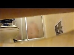 Porno filmov ženskih orgazmov mafije so izkoristili dekle telesa