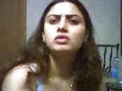 Porno teen naznanitev ujete teta masturbira